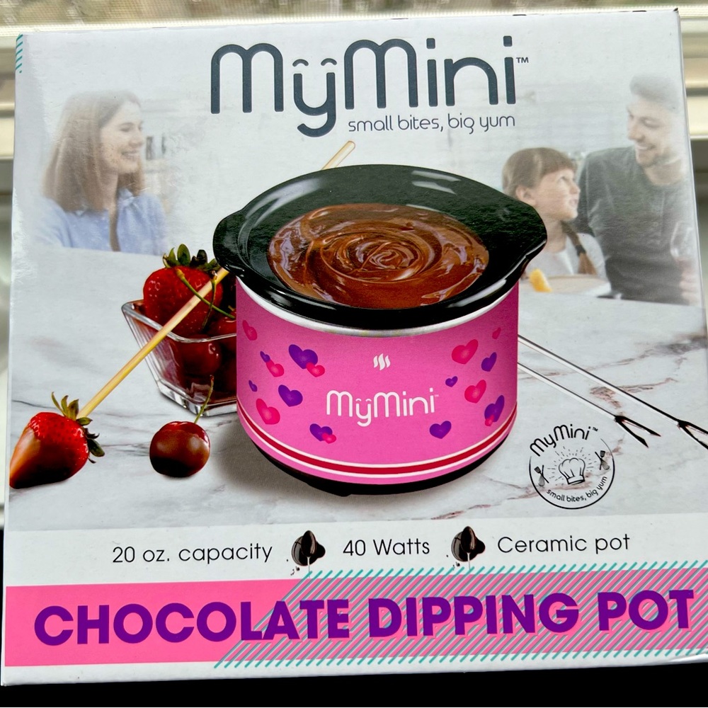 Chocolate dipping pot.